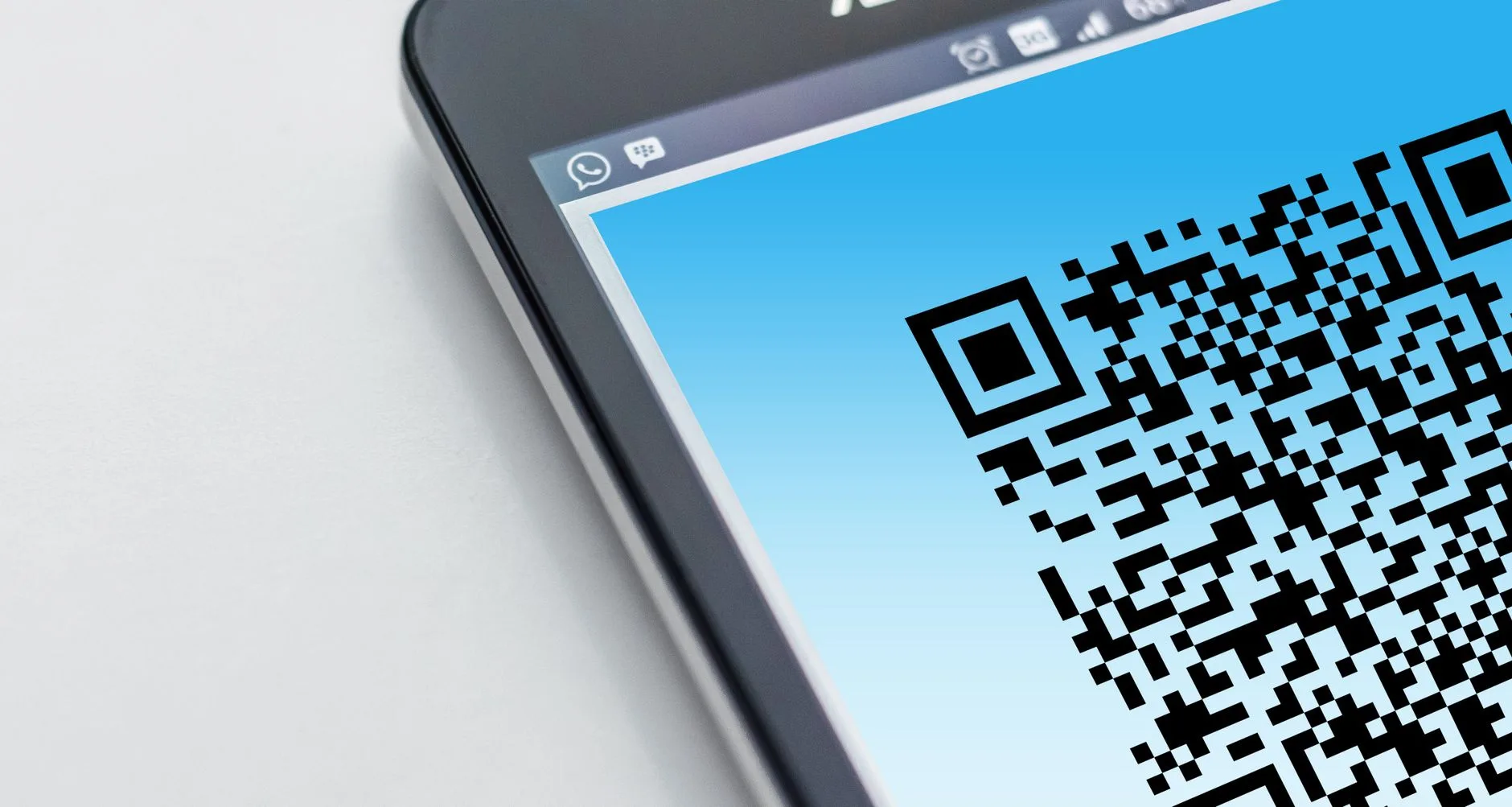 Canlı Yayın & QR Anı / Fotoğraf Paylaşım Duvarı
